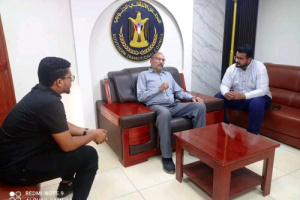 رئيس كتلة عدن بالجمعية الوطنية يزور مكاتب الهيئة التنفيذية في العاصمة عدن