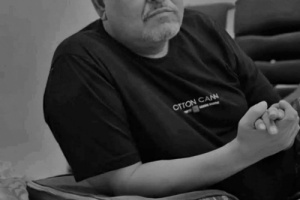 الحييد يعزي العميد أبومشعل الكازمي في وفاة شقيقه