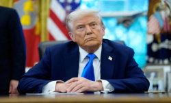 ترمب يهدد بفرض رسوم جمركية على أي دولة تبيع النفط إلى كوبا