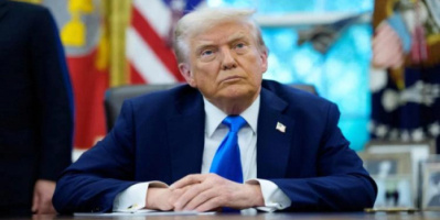 ترمب يهدد بفرض رسوم جمركية على أي دولة تبيع النفط إلى كوبا