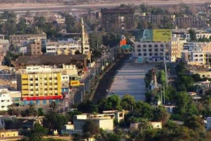 أهالي خور مكسر بعدن يشكون من انقطاع متكرر لمياه الشرب