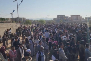 رئيس تنفيذية انتقالي شبوة يشارك في تشييع جثمان الشهيد محمد خميس خبازي