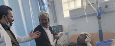 رئيس تنفيذية انتقالي شبوة يطمئن على جرحى التظاهرة السلمية في عتق