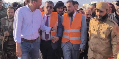 تدشين حملة نظافة واسعة في العاصمة عدن بمشاركة مدراء المديريات وصندوق النظافة