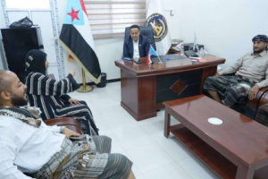 القائم بأعمال الأمين العام يلتقي لجنة القوى السياسية الموقعة على الميثاق الوطني الجنوبي