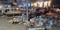تكدّس أكوام القمامة في الشيخ عثمان يثير غضب الأهالي