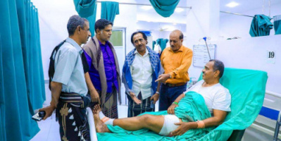 هرهرة يتفقد جرحى ومصابي تظاهرة معاشيق ويؤكد على حق التظاهر السلمي ويستنكر قمع المتظاهرين