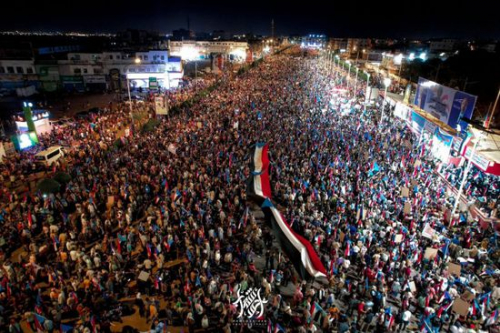 طوفان الجنوب الممتد والمستمر.. ميثاق للإرادة وتفويض مطلق للسيادة