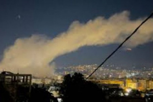 الجيش الإسرائيلي يضرب أهدافًا في إيران ولبنان