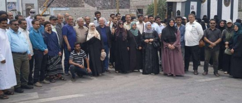 قيادة أمانة الانتقالي تواصل الوقفات الاحتجاجية لليوم العاشر