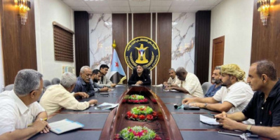 انتقالي العاصمة عدن يعقد اجتماعا استثنائيا برؤساء هيئات المجلس بالمديريات