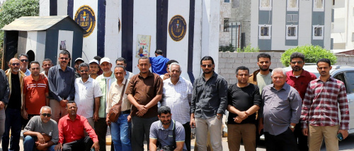 الأمانة العامة تواصل وقفاتها الاحتجاجية وتدعو للمشاركة في الإفطار الجماعي بالمعلا بذكرى تحرير عدن