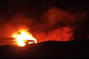 احتراق سيارة في قرية عدينة حمادة بمديرية الأزارق&hellip; ومناشدة لرجال الخير لدعم المتضرر