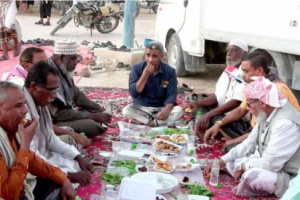 بحضور قيادة انتقالي وادي حضرموت.. أبناء قرية اللسك يقيمون إفطارًا جماعيًا وفاءً لشهداء الجنوب