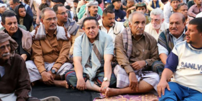 القائم بأعمال الأمين العام وعدد من قيادة المجلس يؤدون صلاة العيد بالعاصمة عدن