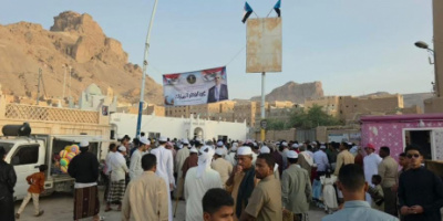 في أول أيام عيد الفطر.. حضور شعبي لافت لصور الرئيس الزُبيدي في مدن وادي حضرموت
