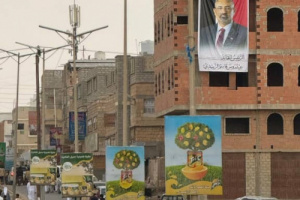 الحضور الذي لا يغيب ويتجاوز الواجهة