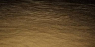 سيول جارفة تقطع الطريق الدولي في "أحور" وتشل حركة السير بين عدن وحضرموت