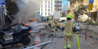 انفجارات عنيفة تهز إسرائيل.. مصابون بعد سقوط شظايا على مبنى وسط تل أبيب