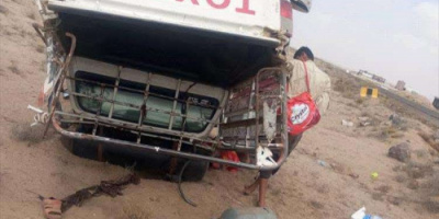 وفاة 3 أشخاص وإصابة آخرين في حادث مروري بالعاصمة عدن