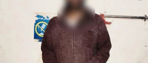 قوات طوق العاصمة عدن تضبط متهماً بحوزته نصف كيلو حشيش في منفذ العلم