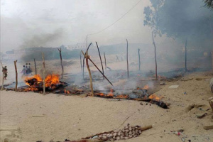 حريق هائل في مخدرة نسائية بأبين 