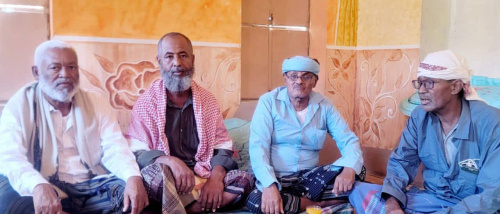 انتقالي حجر يجدد العهد للشهداء بزيارات عيدية تعكس وفاء الجنوب لتضحيات أبنائه