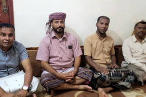 تنفيذية انتقالي الشحر تعايد عدداً من أسر شهداء الجنوب بالمديرية