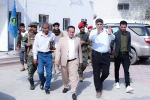 الحالمي يتفقد سير العمل في انتقالي العاصمة عدن