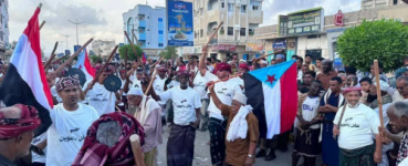 حضرموت.. أعلام الجنوب وصور الزُبيدي تزين فعاليات المطلع السنوي بحي عقل في باعوين بالشحر