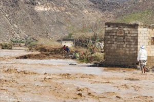 ارتفاع حصيلة ضحايا السيول في المخا وموزع إلى 21 وفاة بعد العثور على أحد المفقودين