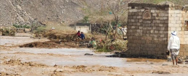 ارتفاع حصيلة ضحايا السيول في المخا وموزع إلى 21 وفاة بعد العثور على أحد المفقودين