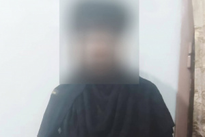 شرطة القاهرة بعدن تضبط متهمتين بالنشل بعد عملية رصد دقيقة عبر كاميرات المراقبة