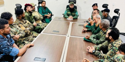 المقدم مياس الجعدني يترأس إجتماعاً لضباط وأفراد مكافحة المخدرات بالعاصمة عدن