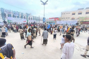 مواطنون غاضبون يعرقلون فعالية إخوانية في المكلا