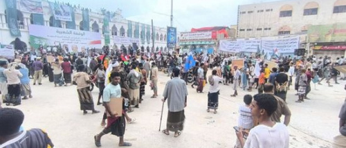 مواطنون غاضبون يعرقلون فعالية إخوانية في المكلا