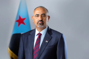 الرئيس الزُبيدي يعزي اللواء فضل باعش بوفاة عمه