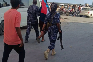 تصاعد أمني في حضرموت يكشف هواجس سلطة الأمر الواقع .. اليافعي: الخوف من صوت الشارع يفوق الرصاص