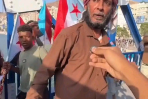 اعتقال التربوي الحضرمي عبد الله باسنبل عقب مشاركته في تظاهرة بالمكلا