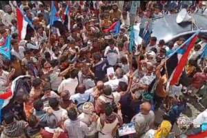 مسيرة جماهيرية حاشدة في حبيل جبر تضامناً مع أبناء حضرموت