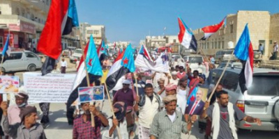 جماهير سقطرى تعلن تضامنها مع حضرموت رفضا للقمع