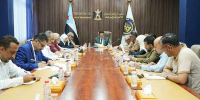 أمانة الانتقالي تثمن التفاف الجماهير حول المجلس