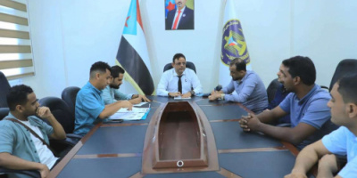 الهيئة المالية والإدارية تناقش تطوير الأداء وتعزيز الانضباط الوظيفي في اجتماعها الدوري