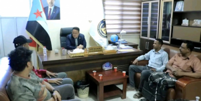 الحالمي يلتقي اعضاء من الهيئة المساعدة للوادي ويشيد بثبات وصمود أبناء حضرموت