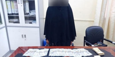 شرطة كريتر تضبط عاملة منزلية متورطة بسرقة مبالغ مالية كبيرة وتستعيد المسروقات