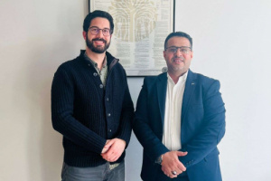 ممثل المجلس الانتقالي في المانية يلتقي كبير مستشاري مؤسسة بيرغهوف