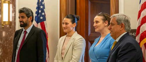 التحركات الدبلوماسية لوفد المجلس الانتقالي في واشنطن