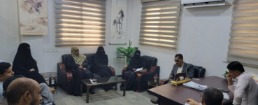 كلية اللغات والترجمة بجامعة عدن تعقد اجتماعها الدوري للجنة الاعتماد الأكاديمي لشهر أبريل 2026م