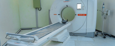 تدشين وحدتي الرنين المغناطيسي والأشعة المقطعية بهيئة مستشفى شبوة العام