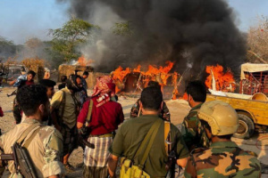 تعرض قائدان عسكريان لمحاولة اغتيال أثناء أداء مهامهم الأمنية بأحور